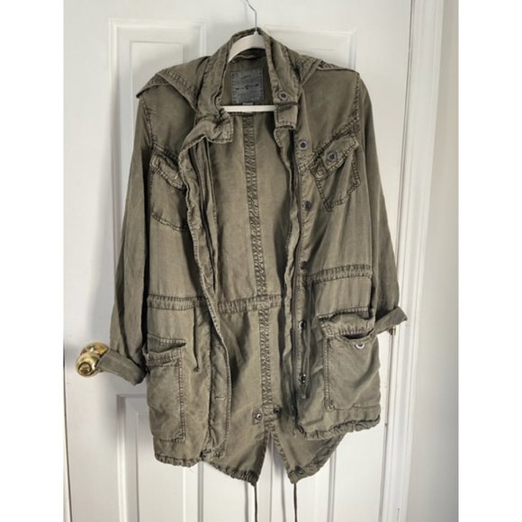 Utility Jacket - Picture 1 of 3